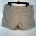 Southern Tide  Driftwood 5" Caroline Shorts Size 10 EUC #7203 Photo 4