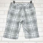 Nike Golf Dri-Fit Plaid Shorts White/Grey Women’s Size 4 EUC Photo 5
