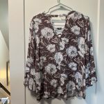 Miss Me Miss Me Grey White Floral Bell Sleeve Cutout Detail Blouse Flowy Pleated XL Photo 3