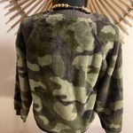 Workshop Republic Clothing 🆕 Faux Fur Camouflage Crew Neck Sweatshirt XS 💚 Photo 7