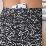 Lululemon Legging Size 4 Deep Breath Crop (21" ) Iced Wave White Black Photo 11