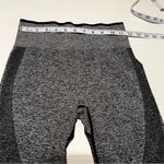 PINK - Victoria's Secret Pink Victoria Secret Women Size Small Black Grey Gray Seamless Leggings Athletic Photo 3