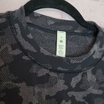 Lululemon  CLOSE TO CROSSING HERITAGE CAMO THICK PULLOVER LONG SLEEVE 8 Photo 2