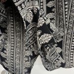 ASTR Long Sleeve Black and White Pattern V-Neck Romper Photo 7