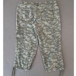 Camo Capri Pants Womens 31x20 Green Camoflauge Crop Cinch Leg Tag 9 GLO Jeans Size undefined Photo 1