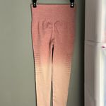 Halara  Butt Lifting leggings with stretch Photo 2