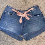 En Crême Denim Shorts Photo 0