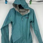 Patagonia Women's Teal Hooded Ski Jacket Photo 1