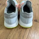 Adidas  Women’s Court Team Bounce Shoes Photo 1