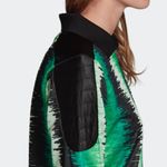 Adidas NWT  ORIGINALS Logo Soccer T-Shirt Photo 2