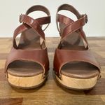 UGG  Womens Sandals 8 Leather Strappy Wood Block Heel Peep Toe Stud Boho Nadia Photo 4