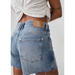 We The Free Free People  Ivy Mid Rise Denim Shorts in San Andreas size 24 Photo 4