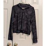 Yogalicious Women's Lux Shirt, XL, Black Camo Photo 0