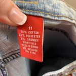 Vintage Y2K Vanilla Embroidered Light Wash Capris Blue Size undefined Photo 4