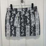 Tinseltown NWOT  snake print mini skirt Photo 3