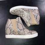 Coconuts by Matisse  Snake Print Wedge Sneakers Booties Women 8.5 Pull On Photo 3