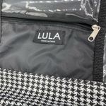 Lula Black & White Herringbone Travel Accessories Case Photo 4