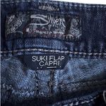 Silver Jeans Co Womens Suki Flap Capris Dark Wash Embroidered Sequin Curvy Photo 3