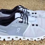 On Cloud 5 Waterproof Women Size 10 Running Shoes Gray Black Activewear Walking Photo 10