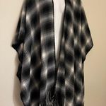 Forever 21 New Gray/ Black/ White Poncho Wrap One Size By Photo 1