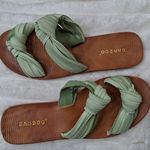 Bamboo NWOT  Women's Green Sandals Photo 1