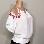Thalia Sodi White embroidered blouse. NWOT Photo 1