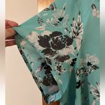 Torrid  Floral Top Shoulder/Collar Cut Out Detail Short Sleeve Shirt Plus Size 3 Photo 5