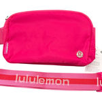 Lululemon Everywhere NWT Belt Bag Sonic Pink Fannie pack Photo 0