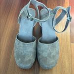 White Mountain  platforms Photo 1