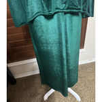 Club L Green Velvet Dress Cape Sleeve formal holiday sz XXL US 18 Midi Cocktail Party Photo 2