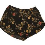 Ambiance Apparel Shorts Black Size L Photo 0