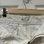 STYLUS Women's Cream Bermuda Shorts White Size 14 Photo 1