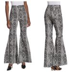 Free People • snakeprint flare jeans sz 26 Photo 3