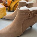 Bella Vita Elegant Tan Ankle Boots Photo 0