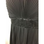 Carmen Marc Valvo  Plisse Jumpsuit 14 Black Beaded Belt Wide Pleated Leg V Neck Photo 2