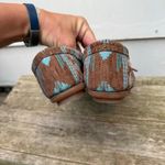 Minnetonka Baja Mocs Moccasins Blue Aztec Southwestern Size 6.5 Photo 6