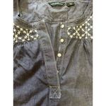 Eddie Bauer  Henley Blouse Women Size Medium Sleeveless Cotton Embroidered Boho‎ Photo 4