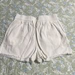 Mittoshop White Shorts Photo 0