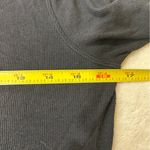 Lululemon  Hold Tight Cropped Ribbed T Shirt in Black Size Small Photo 6