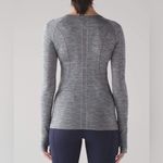 Lululemon  Swiftly Tech heather melange gray long sleeve size 6 fall Photo 1