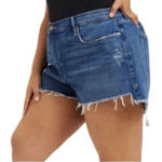 Good American NWT  90’s Jean Shorts Photo 0