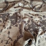 Lululemon Athletica Women's Green Snake/Camo Leggings Size 4 Photo 5