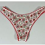 White Red Floral O Photo 2