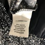 Bloomchic  Womens Dress A Line Button Detail V Neck Floral Black 18-20 Photo 3