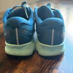 Saucony  Everun size 8.5 Photo 2