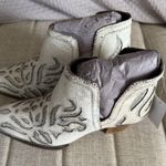 Roper WOMENS ROWDY GLITZ
Leather Ankle Boots Sz 8.5 NWT White Photo 2