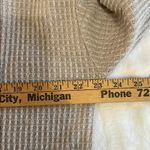 Urban Outfitters  Beige Long Waffle Knit Sleeve Women’s Size Small Photo 9