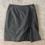 Banana Republic  Women's Wool Blend Grey Dark Heather Zipper Skirt Sz 0 Photo 0