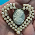 Heart shaped Cameo Faux Pearl Brooch Photo 0