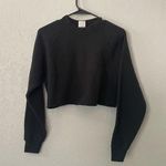 Fruit of the Loom  cropped black sweatshirt Photo 0
